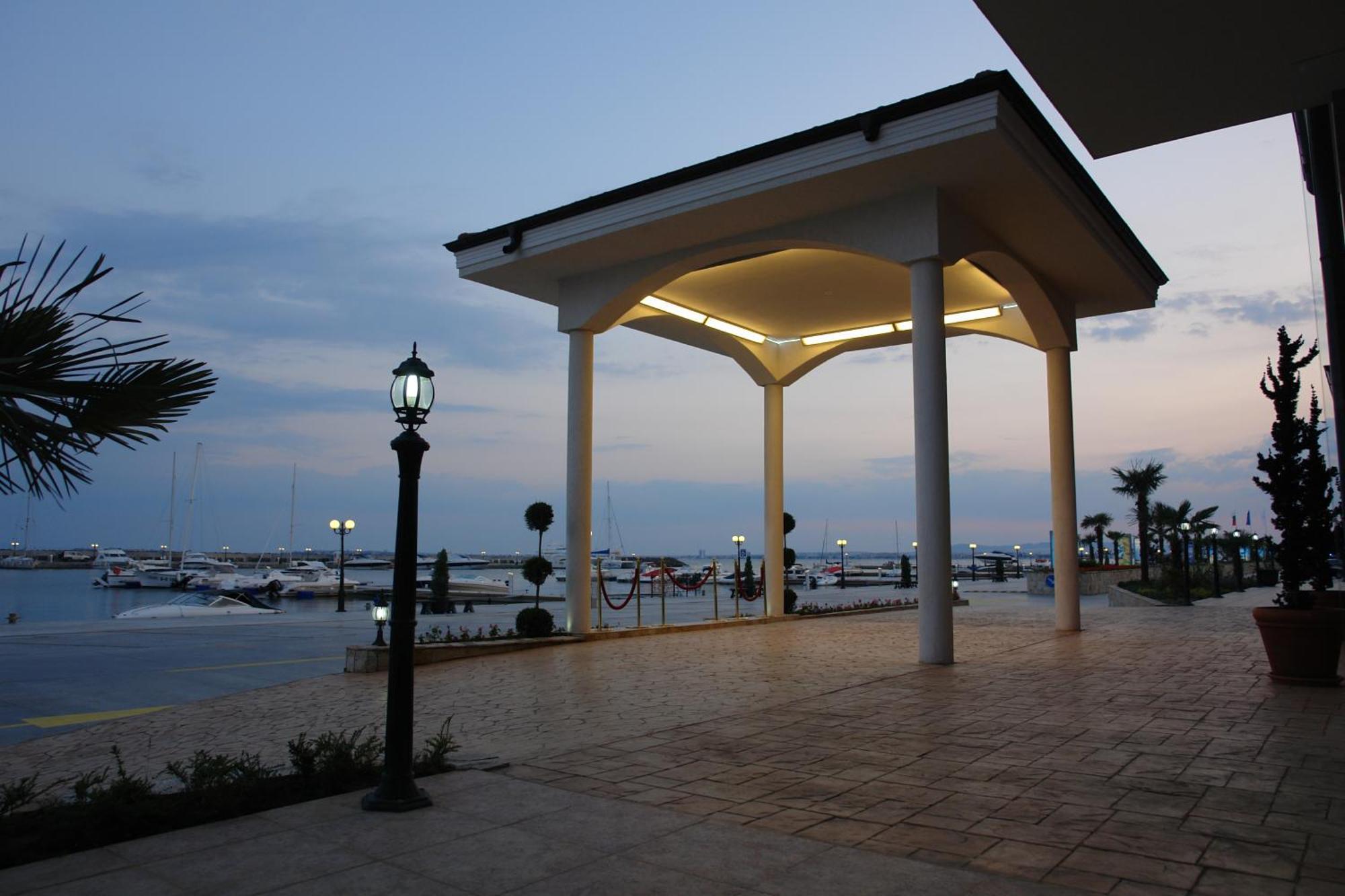 Hotel Palace Marina Dinevi Sveti Vlas Exterior foto