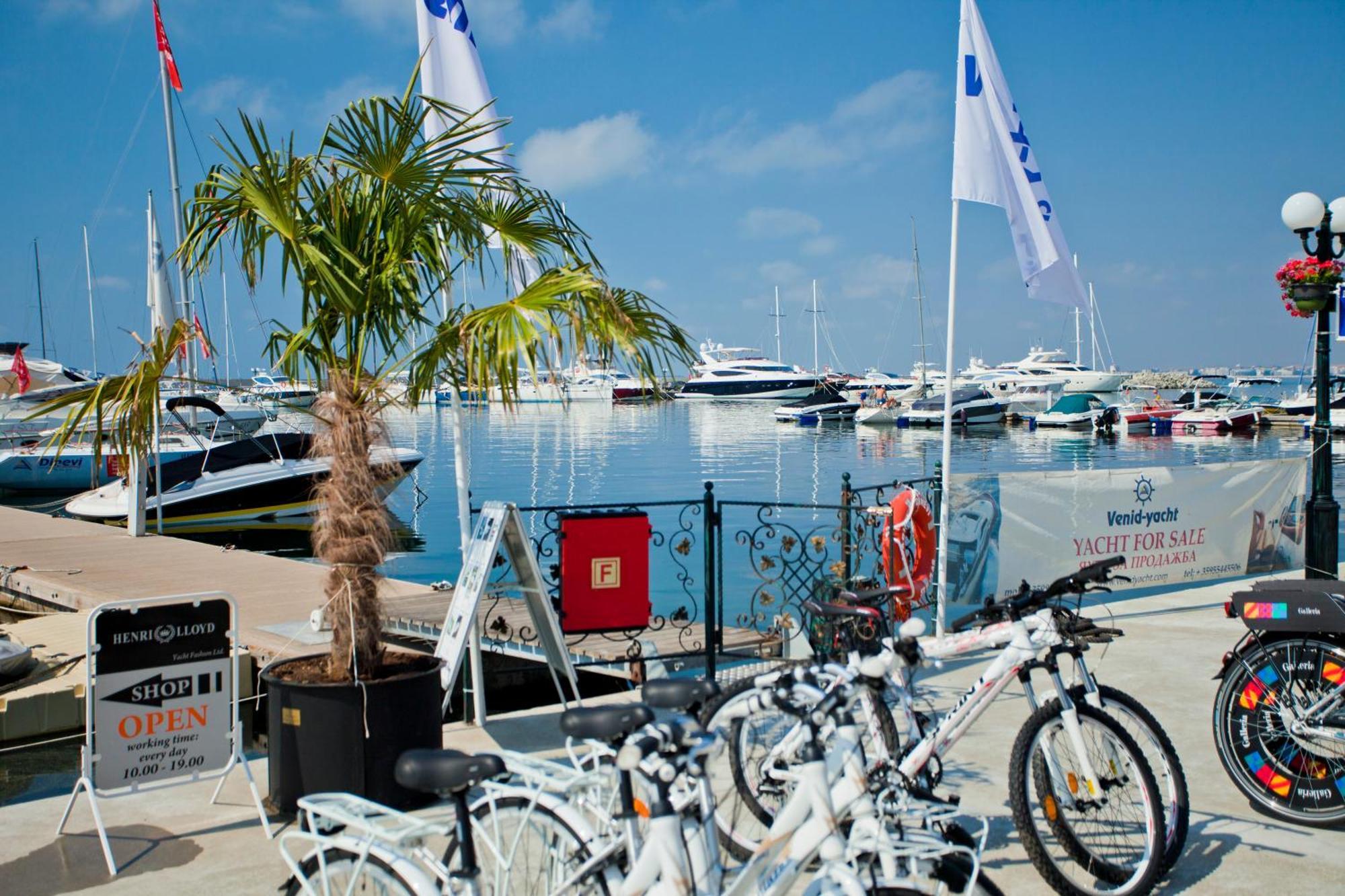 Hotel Palace Marina Dinevi Sveti Vlas Exterior foto