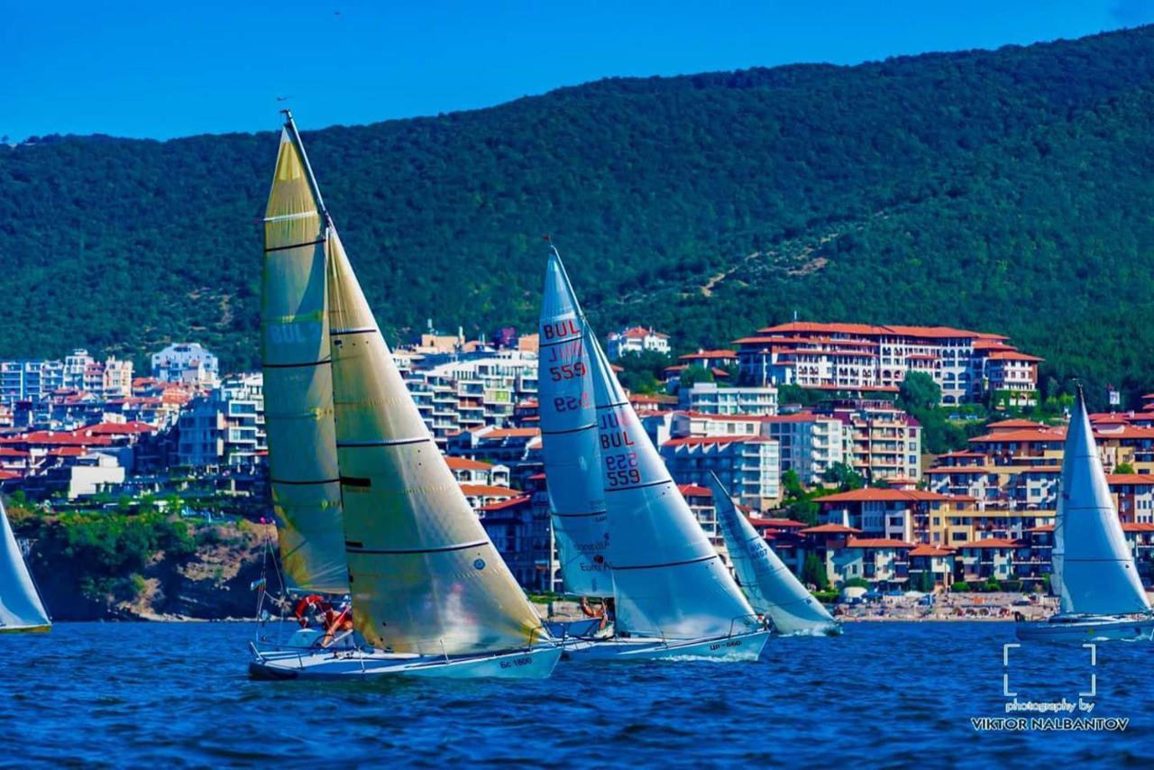 Hotel Palace Marina Dinevi Sveti Vlas Exterior foto